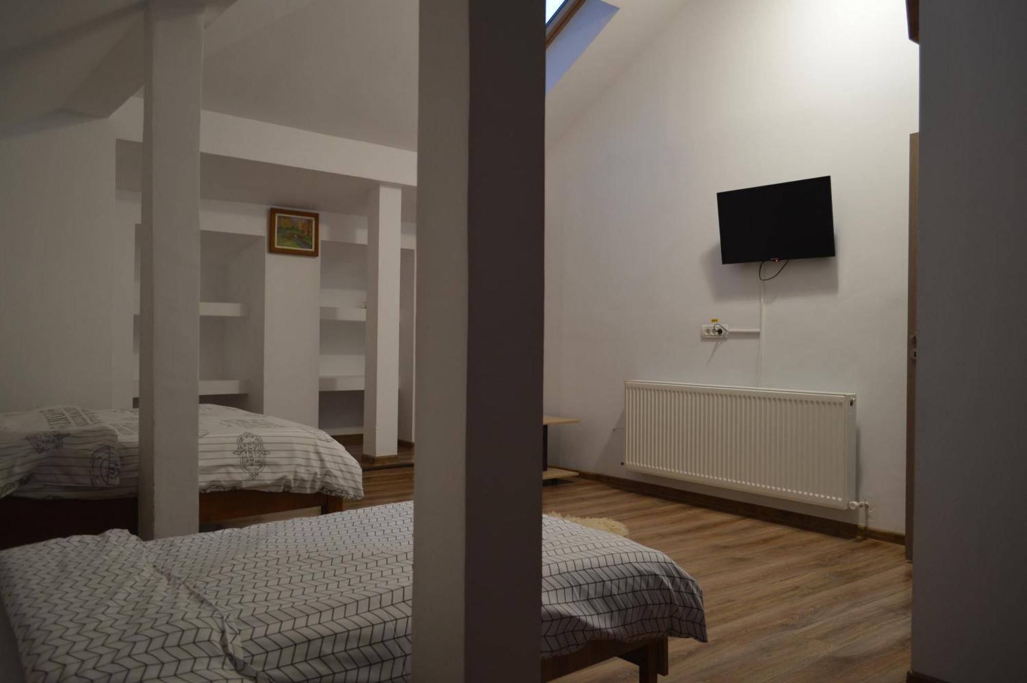 Pensiunea Visaventura Visan Buitenkant foto